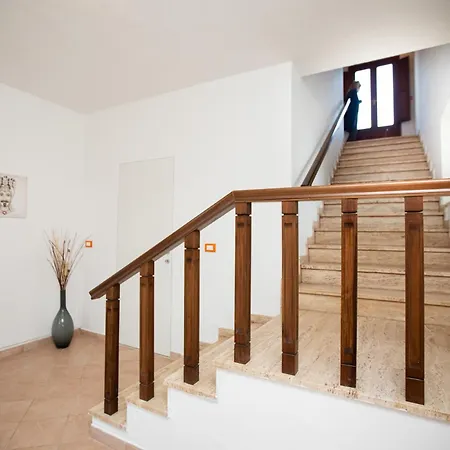 Nikla Βίλα Συρακούσες